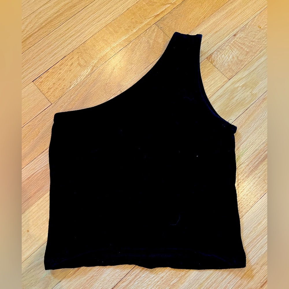 Brandy Melville one shoulder black top